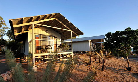 Groote Eylandt Lodge - Pubs and Clubs 2