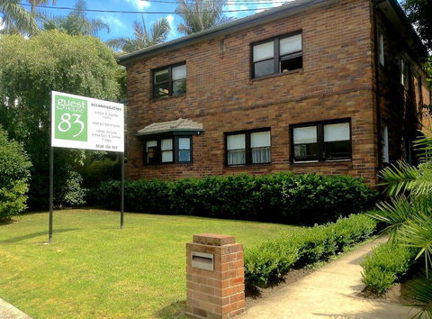 Guesthouse 83 - Pubs and Clubs 0