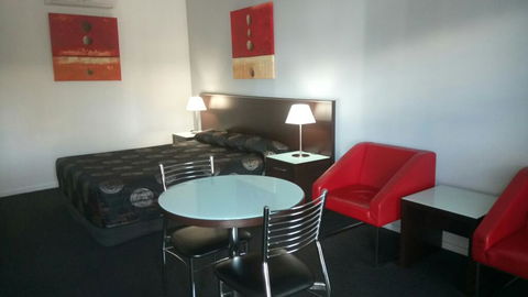 Gympie Muster Inn - Pubs and Clubs 1