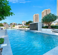 H Resort Orchid Avenue Surfers Paradise- Holidays Gold Coast - Pubs and Clubs