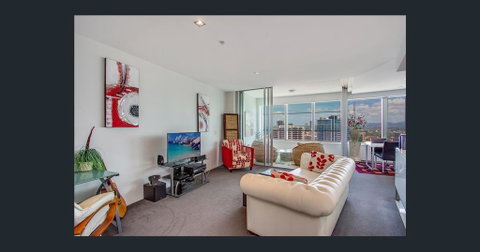 Hamilton Avenue Luxury Apartments - Pubs and Clubs 1
