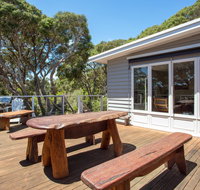 Harleian Beach House walk to both beaches - Go Out