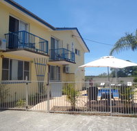 Harrington Village Motel - Pubs and Clubs