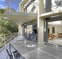 Hastings Park Apartment 1 - Pubs and Clubs