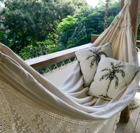 HAVEN TROPICANA - Pubs and Clubs