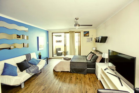 Heart Of Manly Apartment - Go Out 1