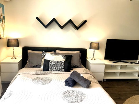 Heart Of Manly Apartment - Go Out 0