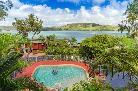 Heliconia Grove 9 - Pubs and Clubs 3