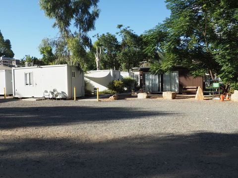 Heritage Caravan Park - Pubs and Clubs 2