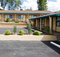 Hideaway Motor Inn - Pubs and Clubs