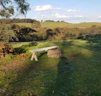Hideaway Valley Farm - Pubs and Clubs