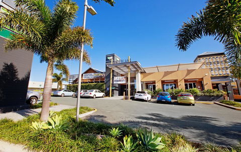 Hinterland Hotel Nerang - Go Out 0