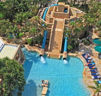Holiday Holiday Sun City Apartments - Pubs and Clubs