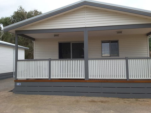 Horrocks Beach Caravan Park - Go Out 1