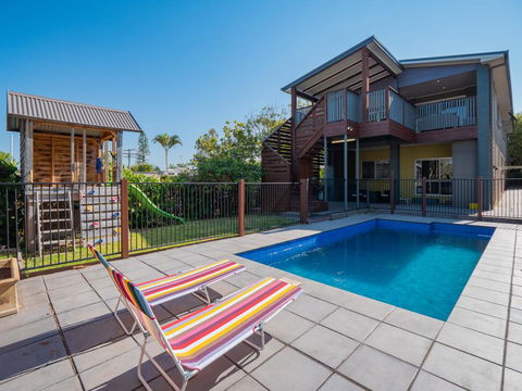 Ivy Street 7, Dicky Beach - Go Out 0