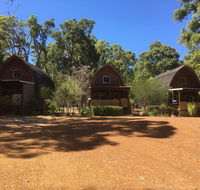 Jarrah Glen Cabins - Pubs and Clubs