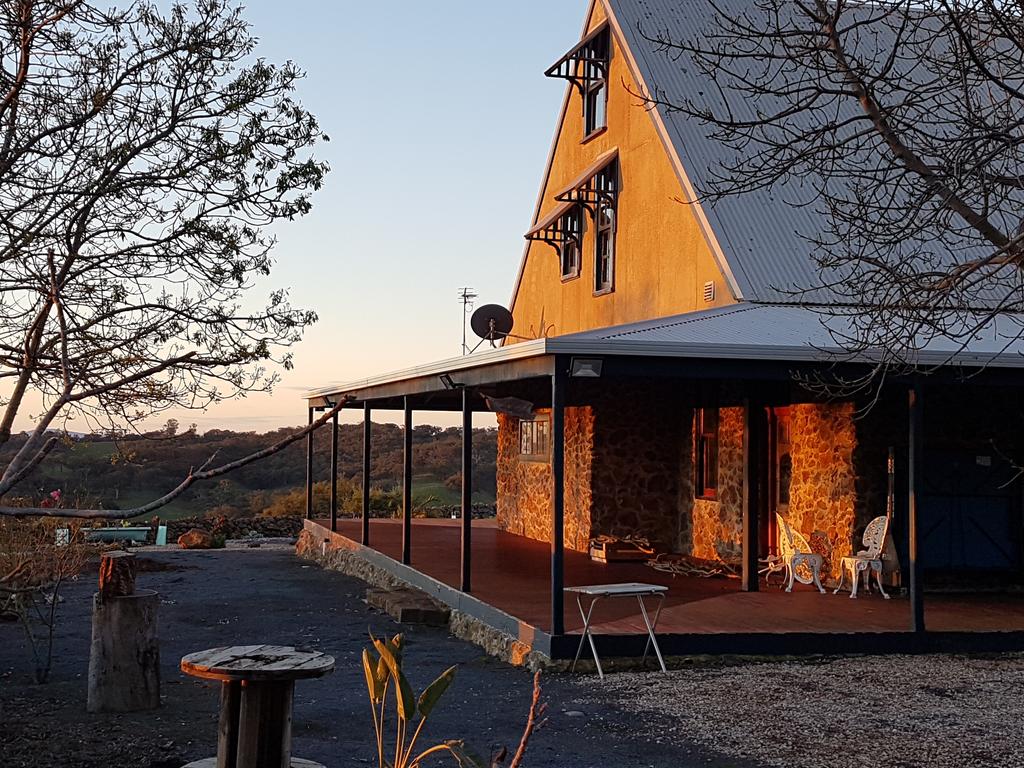 Allendale VIC Pubs and Clubs
