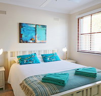 Jodi's Beach Retreat Eden - Go Out