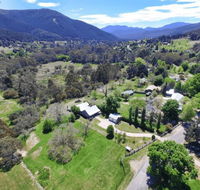 Johanna - Pubs and Clubs