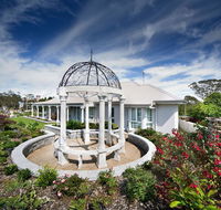 Katoomba Manor - Pubs and Clubs