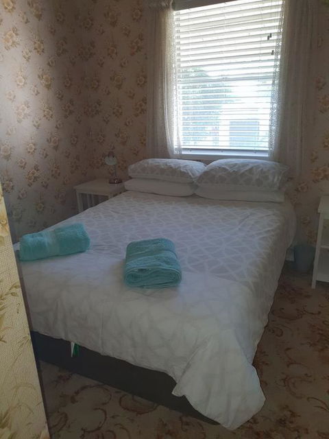 Kaylee Cottage Mudgee - Pubs and Clubs 3