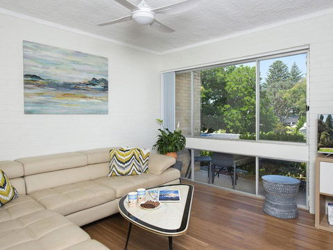 Kendalls Beach HideAway - 3 Nights For Price Of 2 During Winter Months - Pubs and Clubs 1
