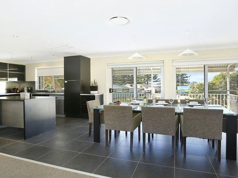Kendalls One - Kiama - Pubs and Clubs 3