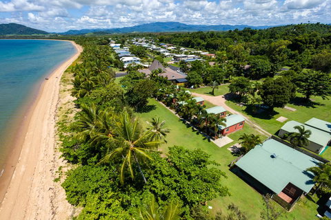 King Reef Beach House - Go Out 0