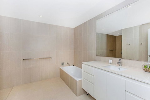 KINGSCLIFF OCEAN FRONT TERRACE 4 - Go Out 0