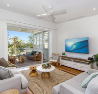 KINGY BEACH HOUSE  162 - Go Out