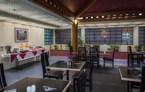 La Maison Boutique Hotel - Pubs and Clubs 3