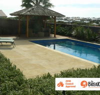 La Mer - Home with a Pool - Go Out
