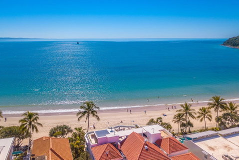 La Mer Apartments - Go Out 1