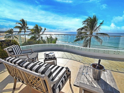 La Mer Apartments - Go Out 2