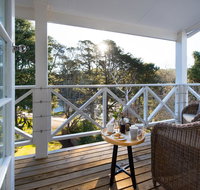 Lake Daylesford Apartment 7 - Pubs and Clubs