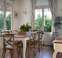 Lake Daylesford Country House - Pubs and Clubs