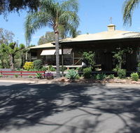 Lake Forbes Motel - Pubs and Clubs