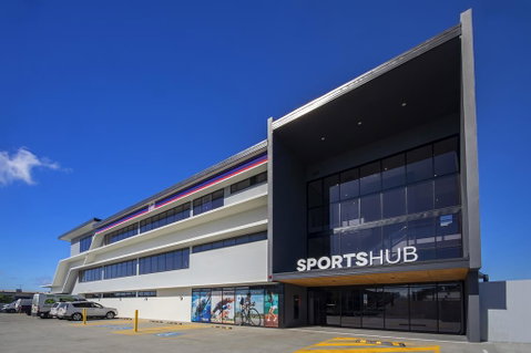 Lake Kawana Accommodation - Pubs and Clubs 0