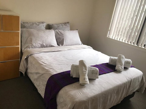 Lake Vista - Go Out 1