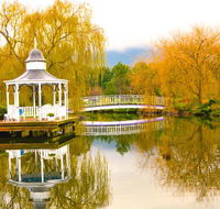Lakeside Cottage Luxury BB - Pubs and Clubs