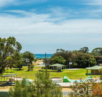 Lancelin Home with Beach and Park Views - Pubs and Clubs