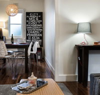 Latte Cottage - Pubs and Clubs
