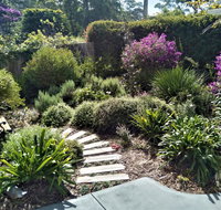 Linda's Place BB - Pubs and Clubs