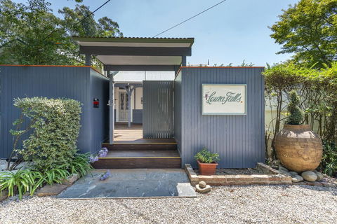 Luxe Mountain Retreat - Katoomba - 4 Bed & Bath - Pubs and Clubs 2