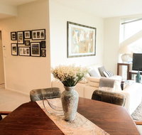 Luxuries CBD Apartment with Views - Go Out