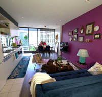 Luxury 2BR Apartment with amazing skyline view crown - Go Out