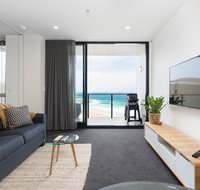 Luxury Beachfront Apartment In Newcastle - Pubs and Clubs