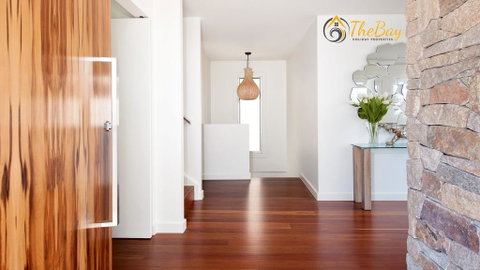 Luxury In Corlette - 4 Drungall Ave - Go Out 1