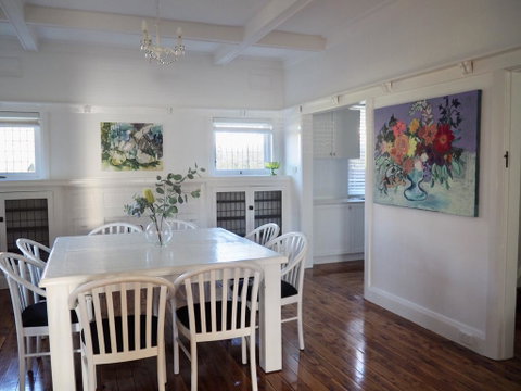 LUXURY IN THE ABSOLUTE HEART OF THE CBD - Go Out 3