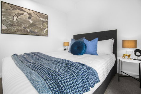 Luxury Inner-city Pad With Pool, Gym And Sauna - Go Out 3